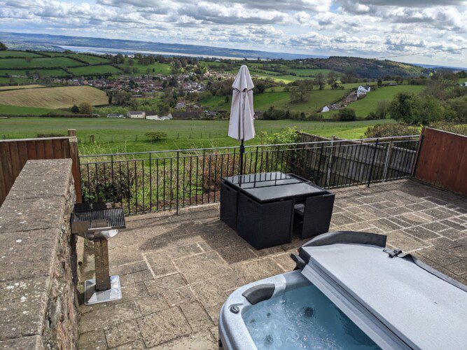 Woodland Barn Private Hot Tub with a view